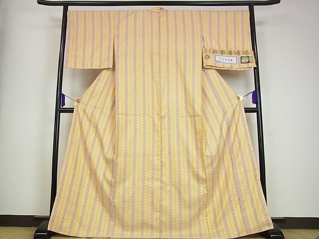 平和屋本店●極上　本場琉球　アヤ乃花織　手織　草木染　織り人　伊敷美千代　紬　逸品　未使用s6611