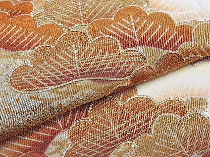 平和屋着物■豪華黒留袖 駒刺繍 松文 暈し染め 着丈147.5cm 裄丈62.5cm 正絹 逸品 B-sa2804