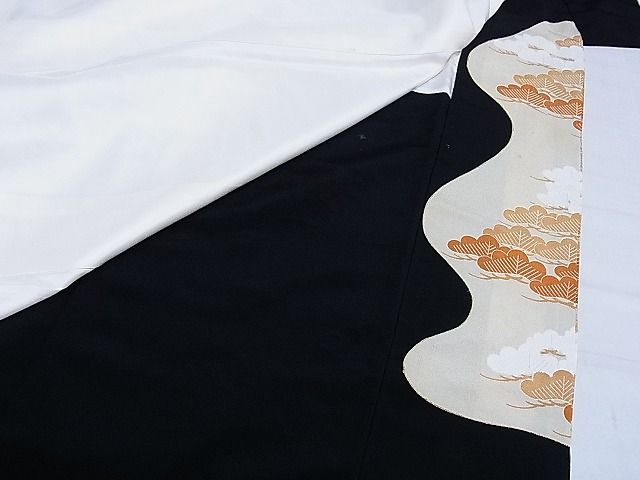 平和屋着物■豪華黒留袖 駒刺繍 松文 暈し染め 着丈147.5cm 裄丈62.5cm 正絹 逸品 B-sa2804