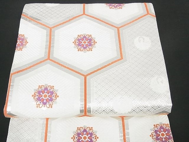 平和屋着物■六通柄袋帯 亀甲松葉花文 銀糸 逸品 sf0729