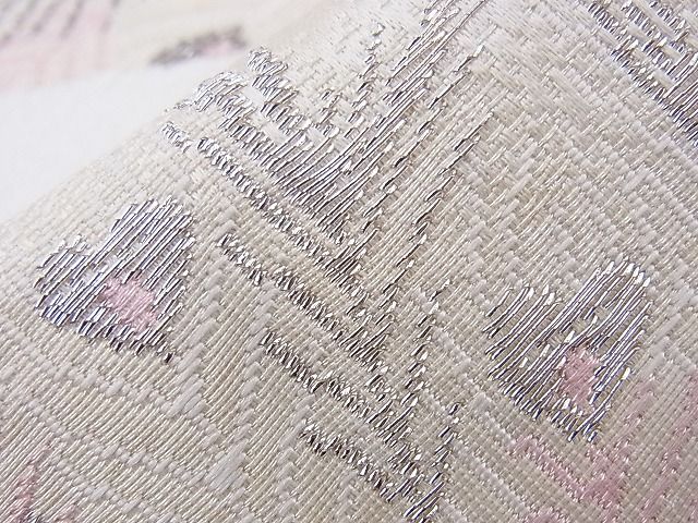 平和屋着物■六通柄袋帯 唐織 綾つづれ 孔雀文 銀糸 逸品 n-sx0851