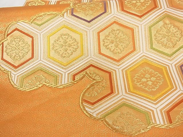 平和屋着物■六通柄袋帯 唐織 雲取り亀甲花文 金糸 正絹 逸品 A-tn2294