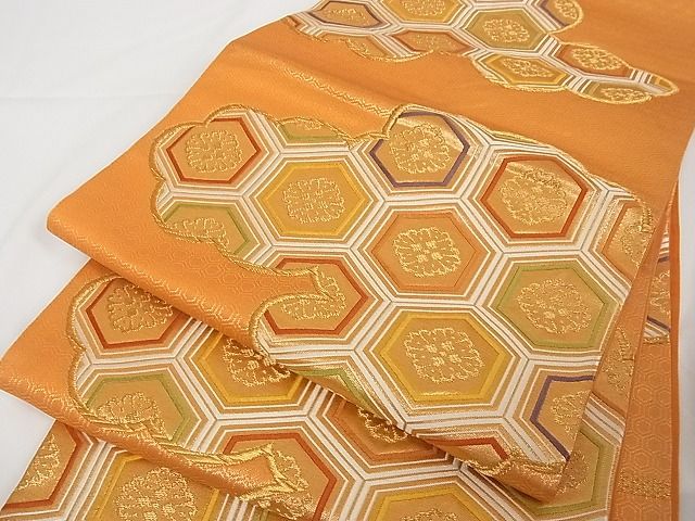 平和屋着物■六通柄袋帯 唐織 雲取り亀甲花文 金糸 正絹 逸品 A-tn2294