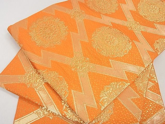 平和屋着物■六通柄袋帯 松皮菱花文 金糸 逸品 uw0853