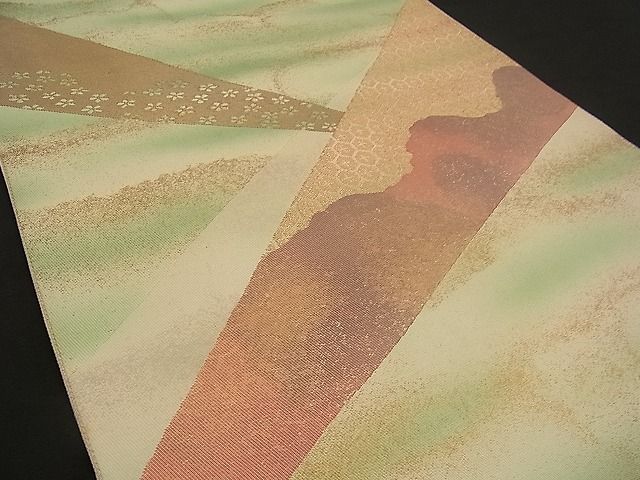 平和屋着物■六通柄袋帯 切嵌吉祥舞花文 金糸 逸品 n-wb0742